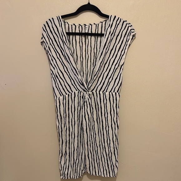 Cupshe Black and White Striped Dress - Picture 1 of 1